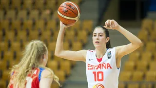 #U18F Primera fase (J1): Espectacular remontada española ante la vigente campeona (70-63)