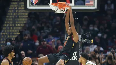 Noche NBA: Festival anotador de Hornets y Suns se imponen a Jazz