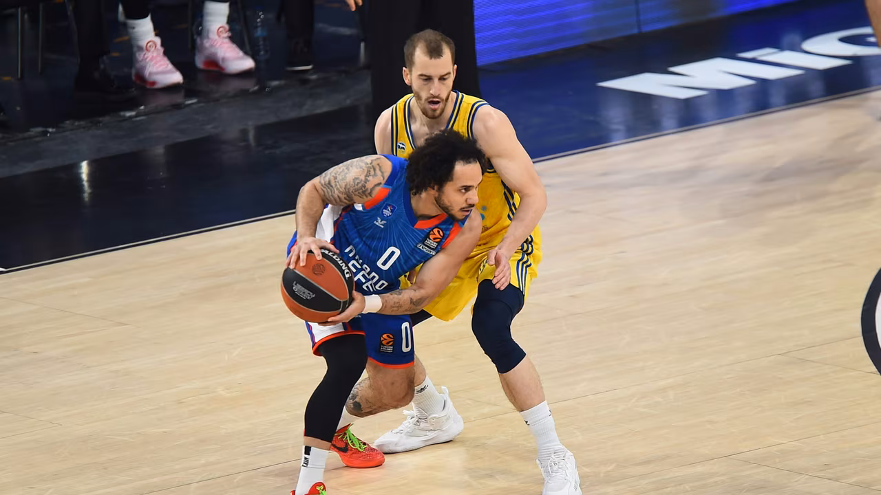 ¿Llegó la decisión final sobre Shane Larkin? Esta es la respuesta
