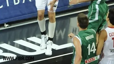 Mundobasket2010: Turquía arrolla a Eslovenia. Quieren su oro