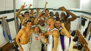 Cayó el invicto Valladolid. Planasa, líder. Guillén lidera el estreno de Clínicas