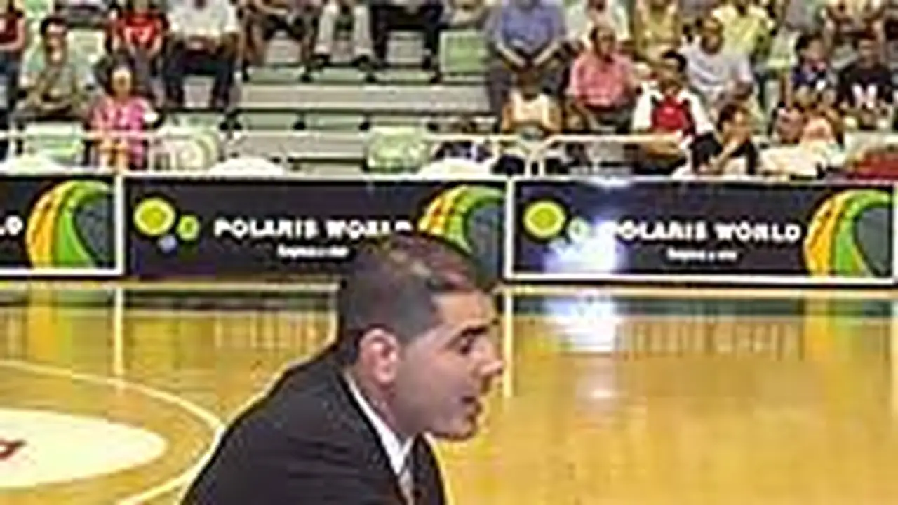 Pedro Fernández abandona el Lagun Aro Bilbao Basket rumbo a Murcia y es sustituido por Javier Mesa