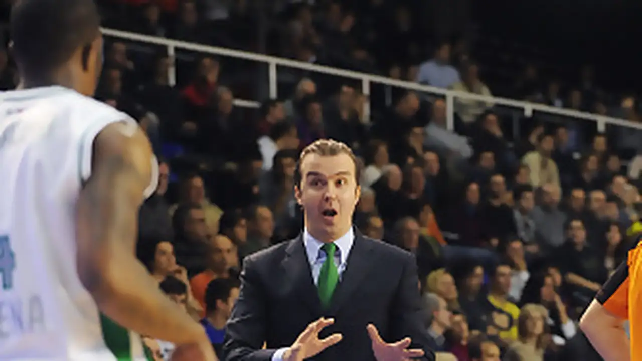 Ciao Pianigiani; debuta Clay Tucker; el show de Dorsey y sorpresa a jugadores del Efes