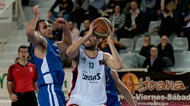 Fin al culebrón Adrián García: jugará en Navarra