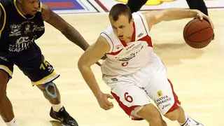 Janis Porzingis sustituye a Michael Tveidt en Palencia Baloncesto