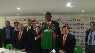 Bill Cartwright, sustituto de Valdeolmillos en México en una decisión controvertida
