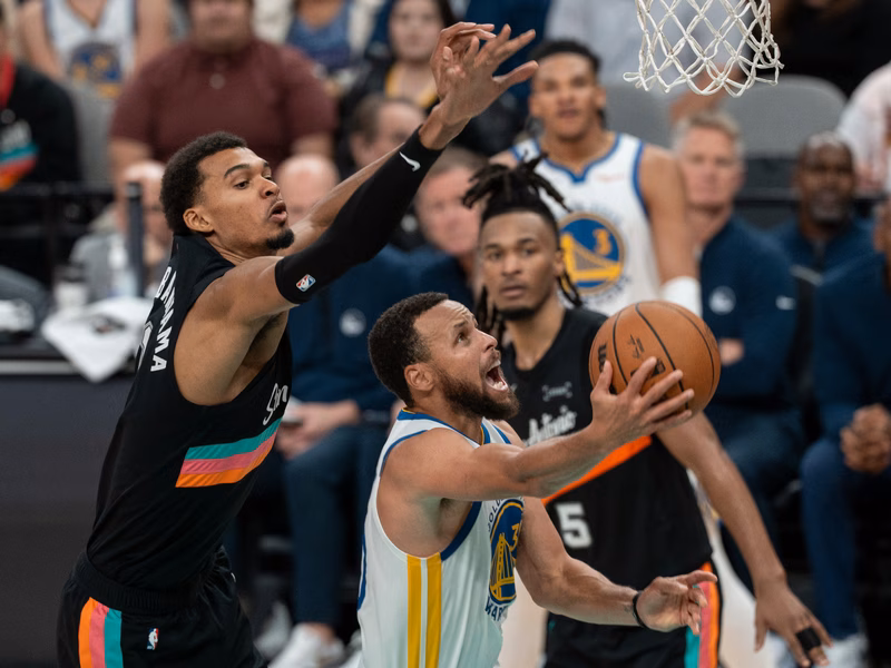 “No tiene ningún sentido”: Stephen Curry no se muerde la lengua sobre Victor Wembanyama