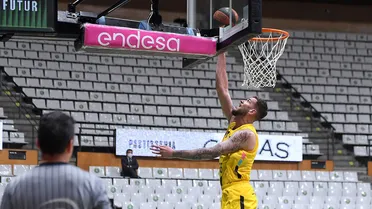 Fran Guerra renueva con Lenovo Tenerife hasta 2024