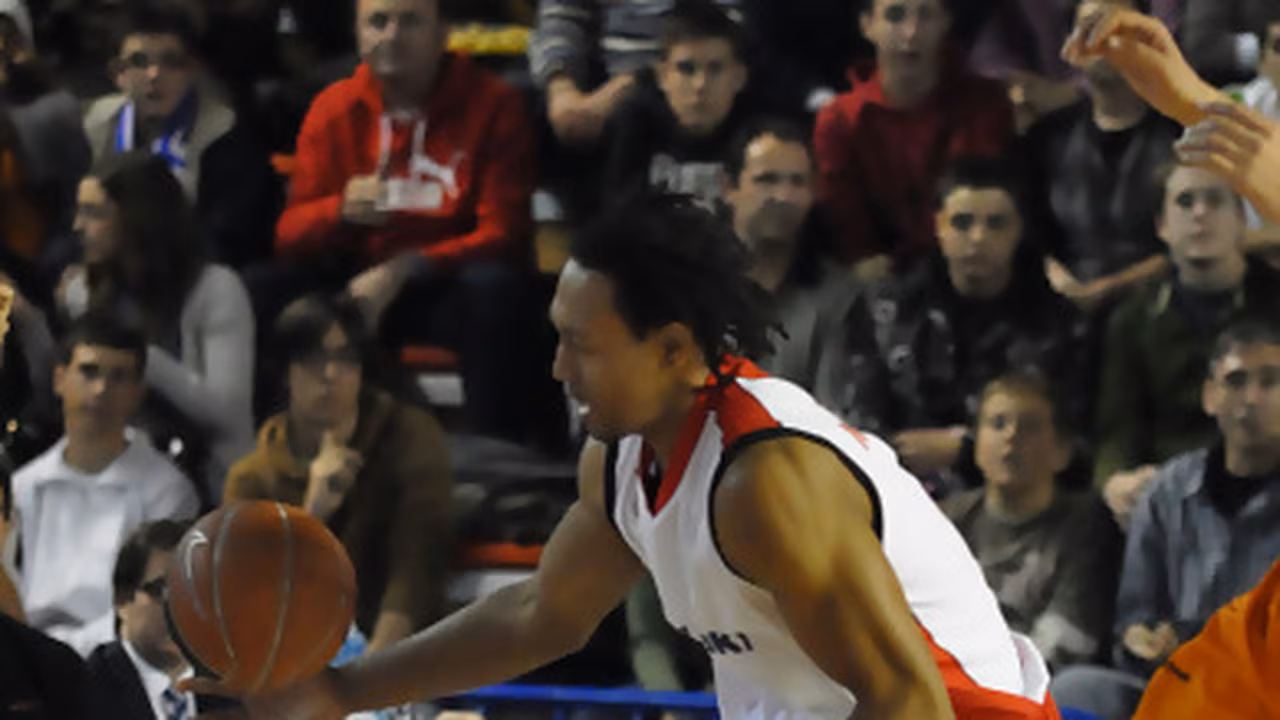 Marcus Vinicius vuelve a la Adecco Oro de la mano de Ford Burgos