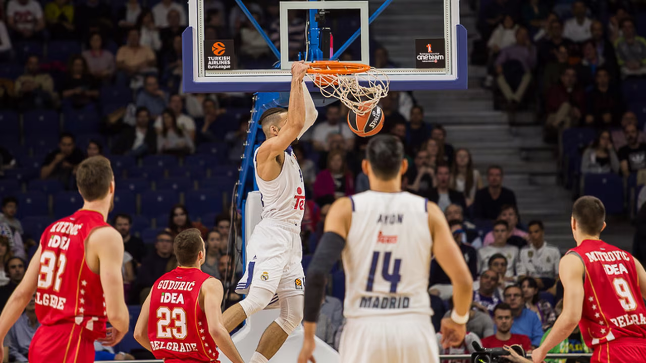 El Madrid se cura las heridas arrollando a Crvena Zvezda (98-68) en un gran partido coral