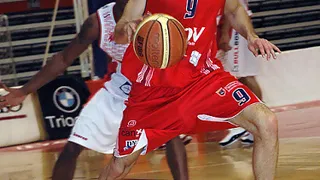 El capitán Iñaki Sanz seguirá en Grupo Iruña Navarra