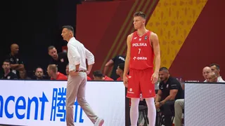 Padre e hijo juegan juntos el Preolímpico de baloncesto: “Es una situación normal”