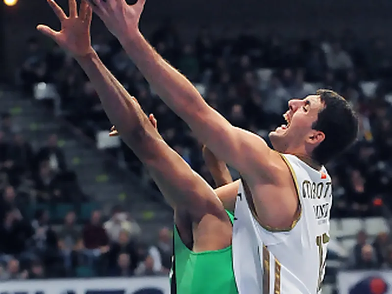 Euroleague Top 16 (J1 – jueves) Mirotic tapa el show de Zoric, Barça sufre más de la cuenta mientras Panathinaikos deja claro quien es el campeón