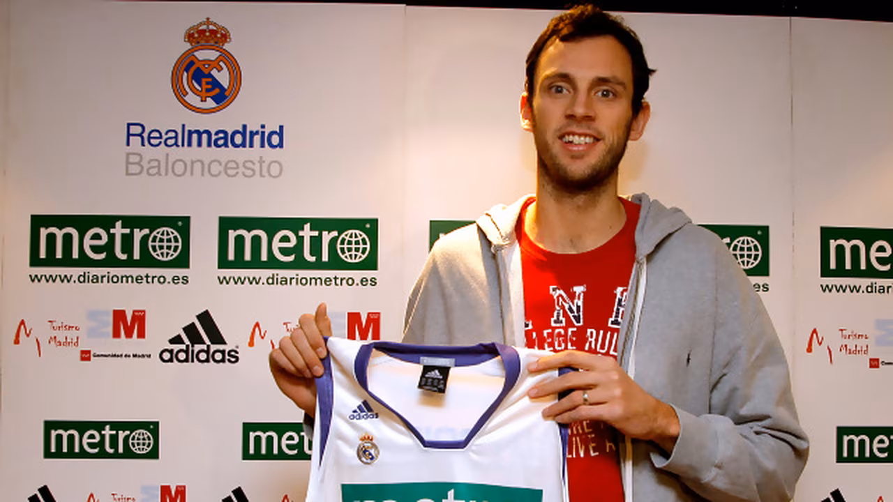 Tomas Van Den Spiegel ya es jugador del Real Madrid