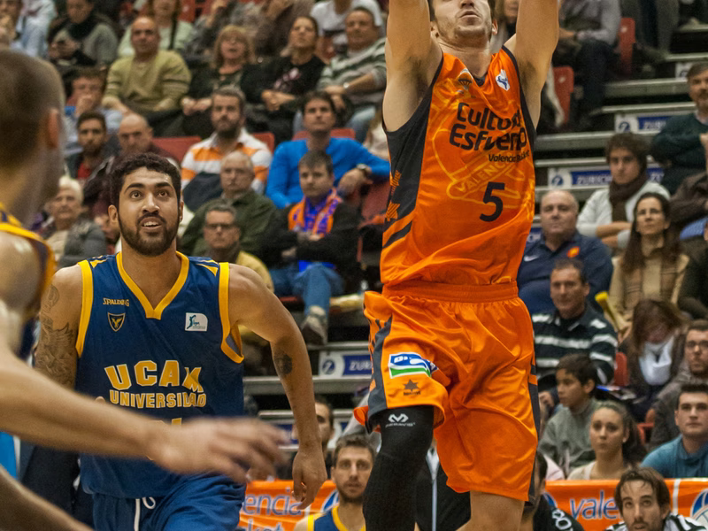 Ribas carga contra árbitros; Sada contra dirigentes y ¡Carroll sueña con la NBA!