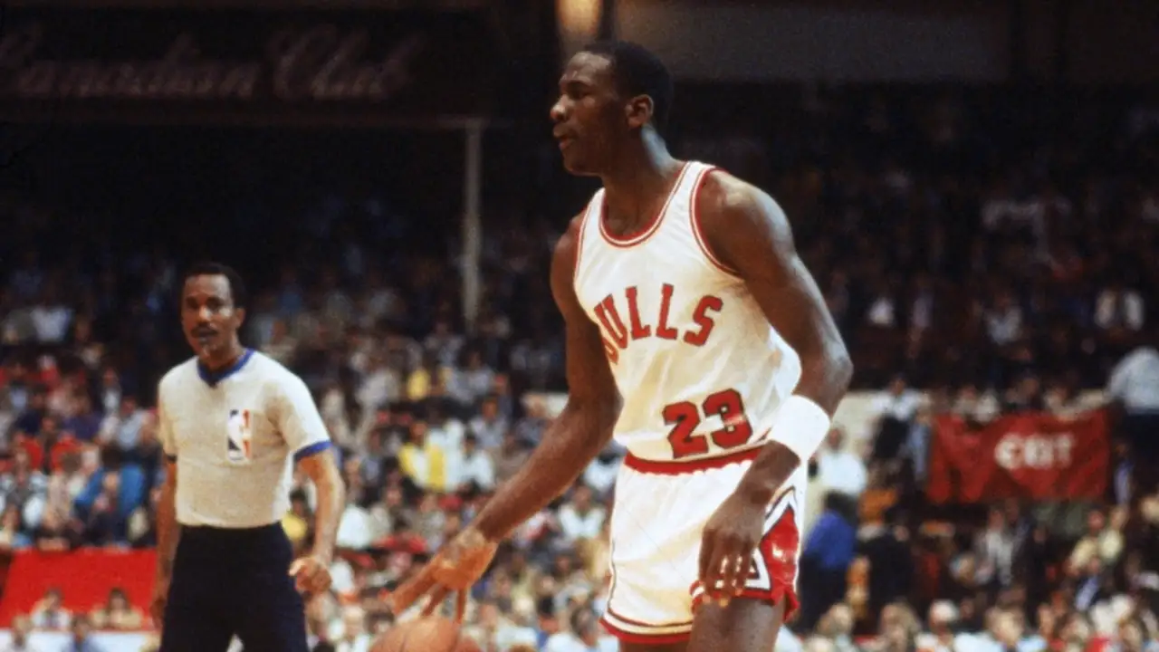 VIDEO 31 años del debut NBA de Michael Jordan
