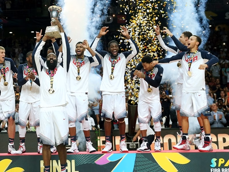 Ránking FIBA: Sin cambios arriba, suben Francia, Serbia y Senegal y caen Italia y Grecia