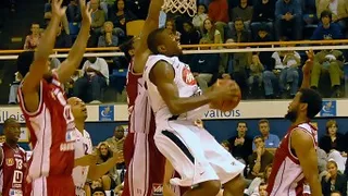 Taj Gray refuerza la zona interior del C.B. Murcia