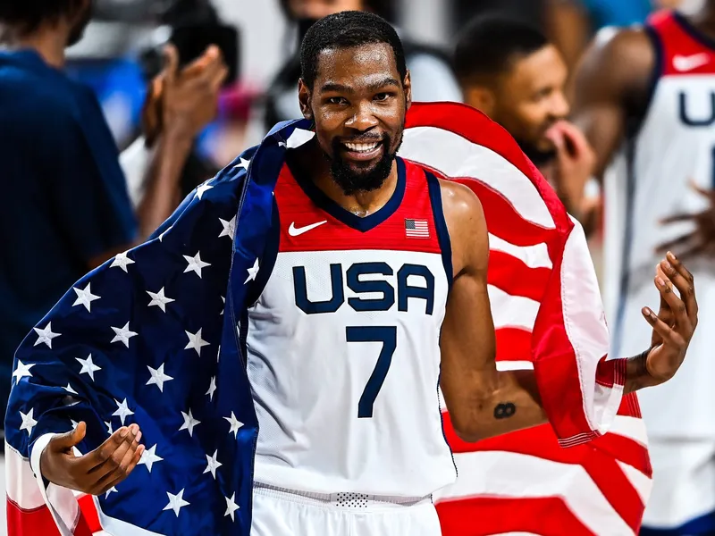 Los Avengers se reúnen: Durant, Curry, Booker y Davis jugarán los Juegos Olímpicos