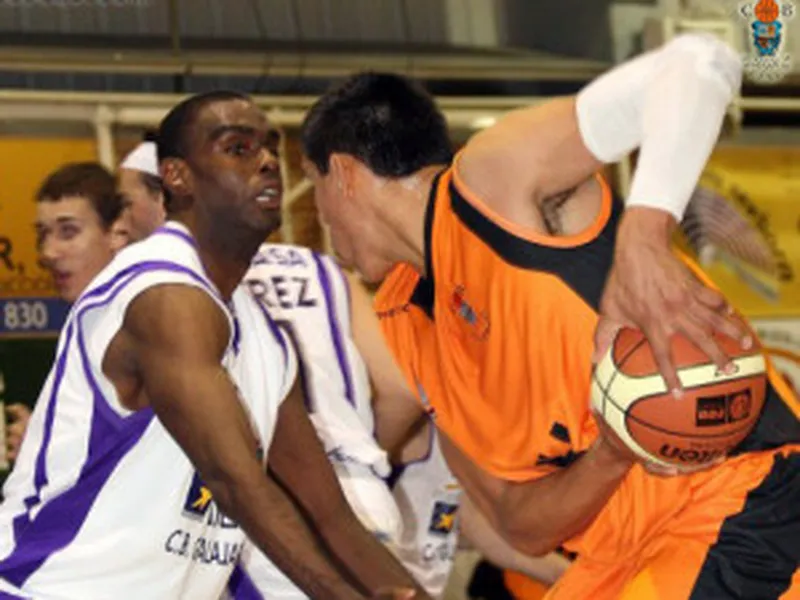 LEB Plata J.3: El intratable Huesca y el sorprendente Tíjola se hacen fuertes al frente de las tablas. Justin Howard rompe el tope de valoración con +40 (Incluye Quiniela)