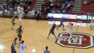 Increíble despedida de Alex Ramón (Colgate): record anotador y victoria sobre la bocina