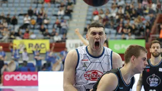 Burjanadze comanda la paliza histórica de GBC a un Breogán desaparecido (100 – 65)