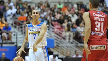 Carlos Arroyo debuta con victoria en su vuelta a Cangrejeros de Santurce (VIDEO)