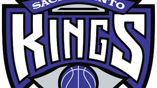 Sacramento seguirá teniendo monarquía: los Kings se quedan… al menos un año