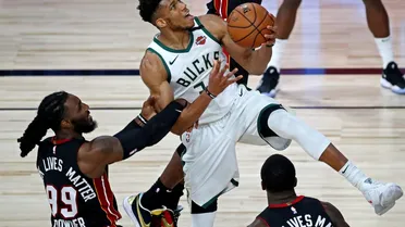 PlayOffs NBA: Los Rockets dan la sorpresa y Miami sigue dominando