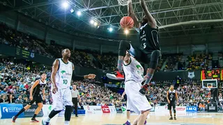 Shawn James, el influjo de la araña silenciosa