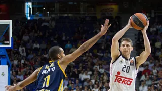 Carroll líder en el Madrid que asegura su pase a Playoffs tras vencer al Alba (93-62)