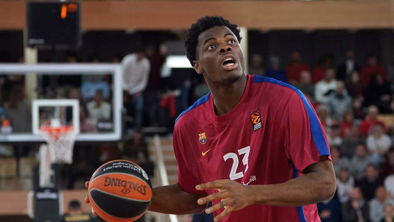Este pívot del Barça Basket se aleja de la NBA