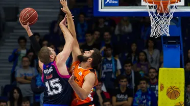 Vladimir Stimac rompe con Estudiantes y regresa a Estrella Roja para sustituir a Big Sofo