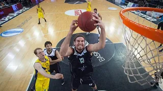 Bogris hace de James; 16-0 para Valencia; CAI vuelve a sonreír; GC reina en Brindisi