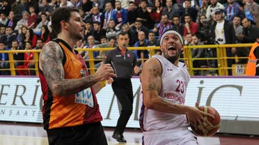 Galatasaray, en descomposición. Tolga Gecim (2.02), el base del futuro