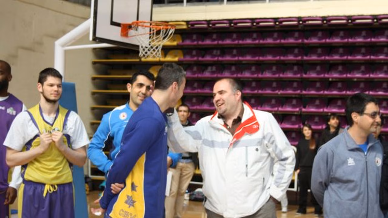Tercer día con el ex ACB Lalo García desaparecido