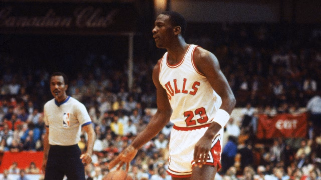 VIDEO 31 años del debut NBA de Michael Jordan