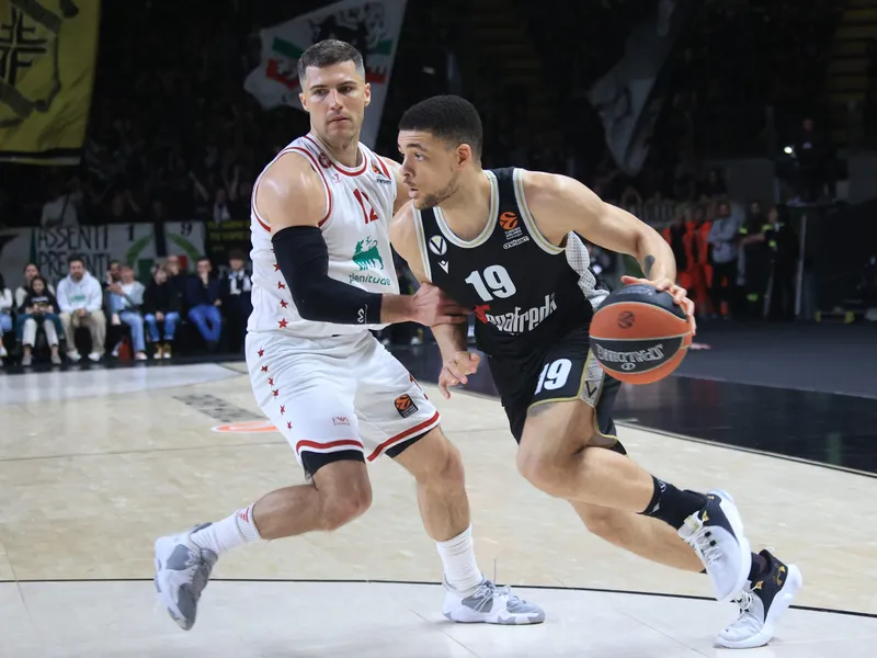 Galatasaray sigue anunciando fichajes y busca la guinda