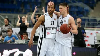 ¡Regicidio! Khimki, imbatido en fase regular, cae a los pies del Nizhny Novgorod