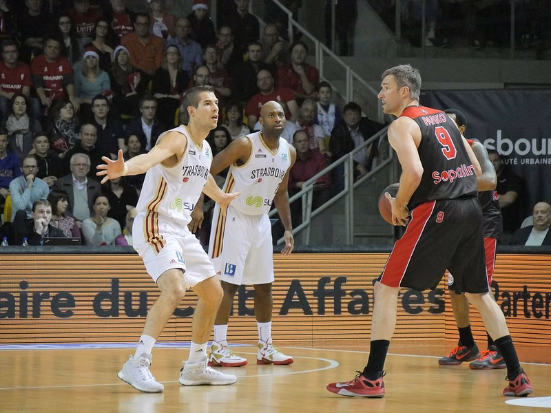 Pro A (J15) – Gravelines líder; ASVEL cae; Hazell y Andersen en el 5 ideal; Gordon, MVP