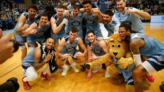 Este pilar de Río Breogán podría irse en verano…¡Rumbo a Japón!