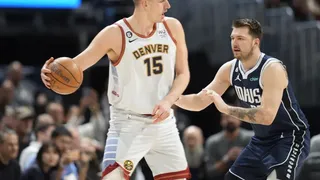Noche NBA: Jokic se lleva el duelo vs. Doncic; Mikal Bridges hace olvidar a KD.