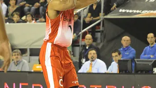 Reinvención manresana: Waters se va a Alemania. Asselin, ¿el siguiente en salir?