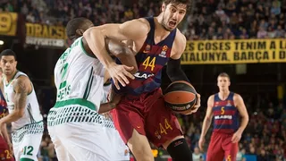 El Barça derrota al Panathinaikos (72-57) y vuelve a la senda de la victoria