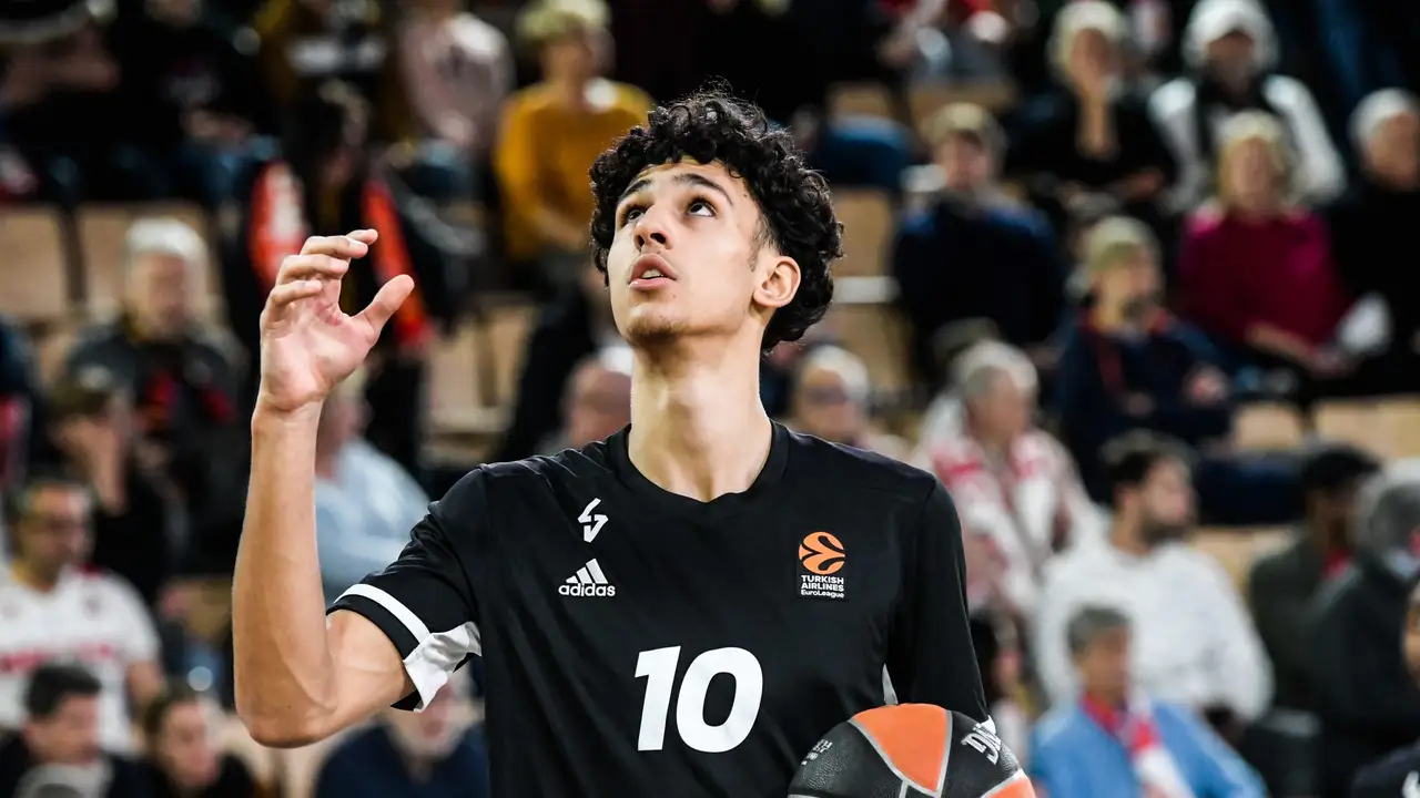 Una de las grandes promesas del baloncesto francés se decide por JL Bourg