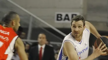 Álex Urtasun, tras un año en blanco, regresa a las canchas con Planasa Navarra