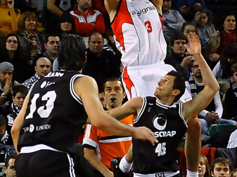 La otra estadística en la Liga Endesa (J32): Gladyr-Hanga-Doellman, <i>big three</i> en Manresa. Zoric y Freeland renacen