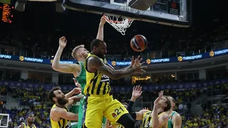 Euroliga (J6): Fenerbahce en crisis pierde ante Zalgiris, mientras CSKA gana el duelo ruso