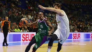 La constancia de Unicaja vence a la irregularidad de Darussafaka (81-69)