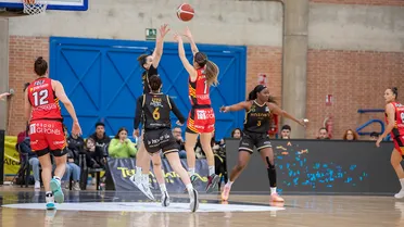 Fichajes estelares y victoria sobre la bocina en la LF Endesa más interesante